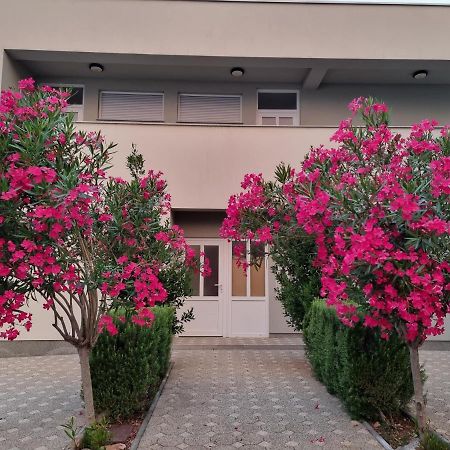 Apartmani Jozic Селине Екстер'єр фото