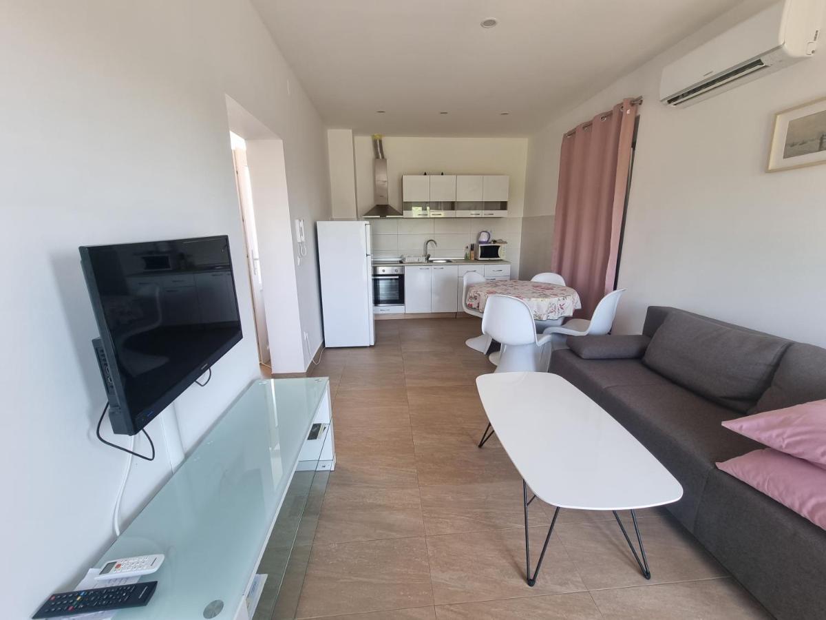 Apartmani Jozic Селине Екстер'єр фото