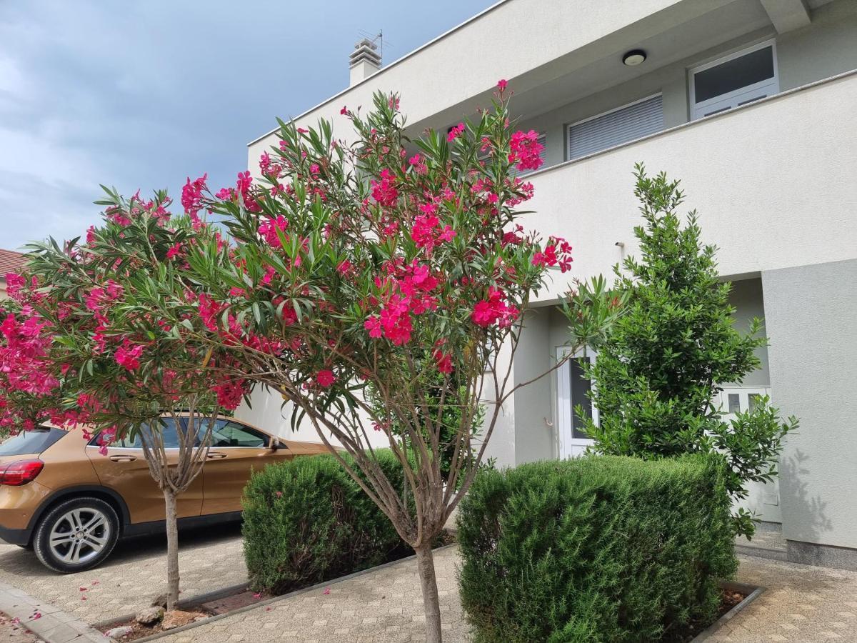 Apartmani Jozic Селине Екстер'єр фото