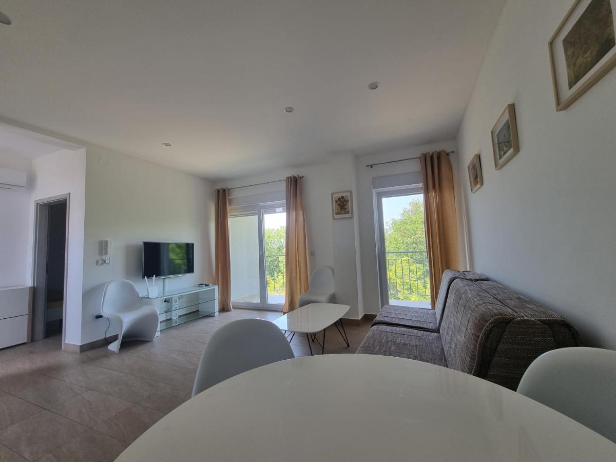 Apartmani Jozic Селине Екстер'єр фото