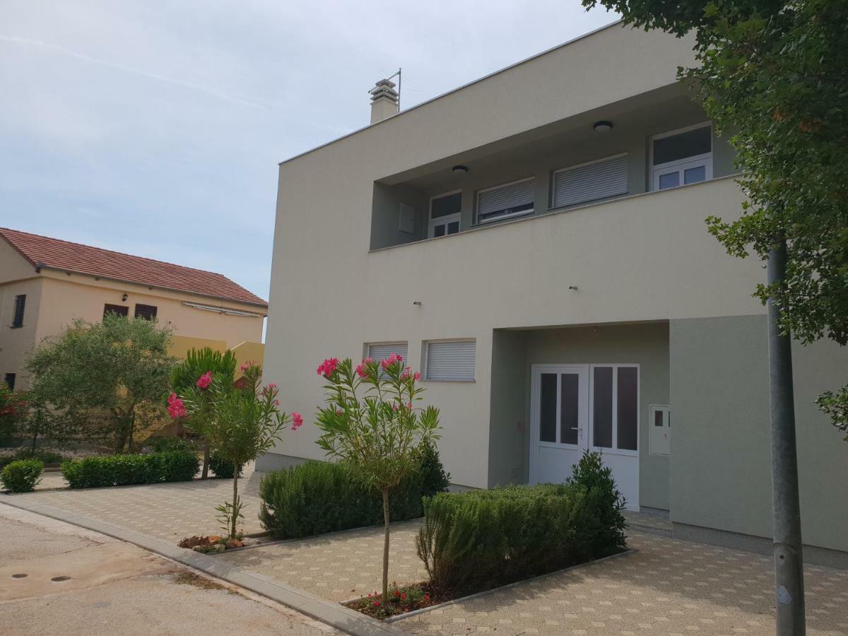 Apartmani Jozic Селине Екстер'єр фото