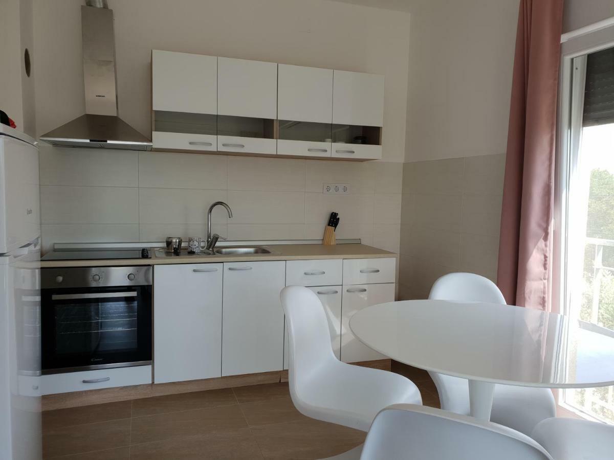 Apartmani Jozic Селине Екстер'єр фото