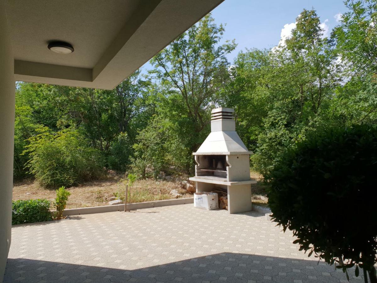Apartmani Jozic Селине Екстер'єр фото