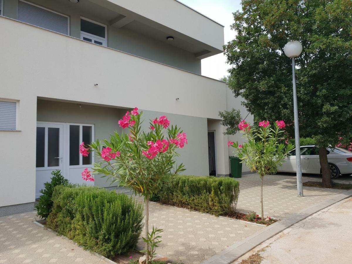 Apartmani Jozic Селине Екстер'єр фото