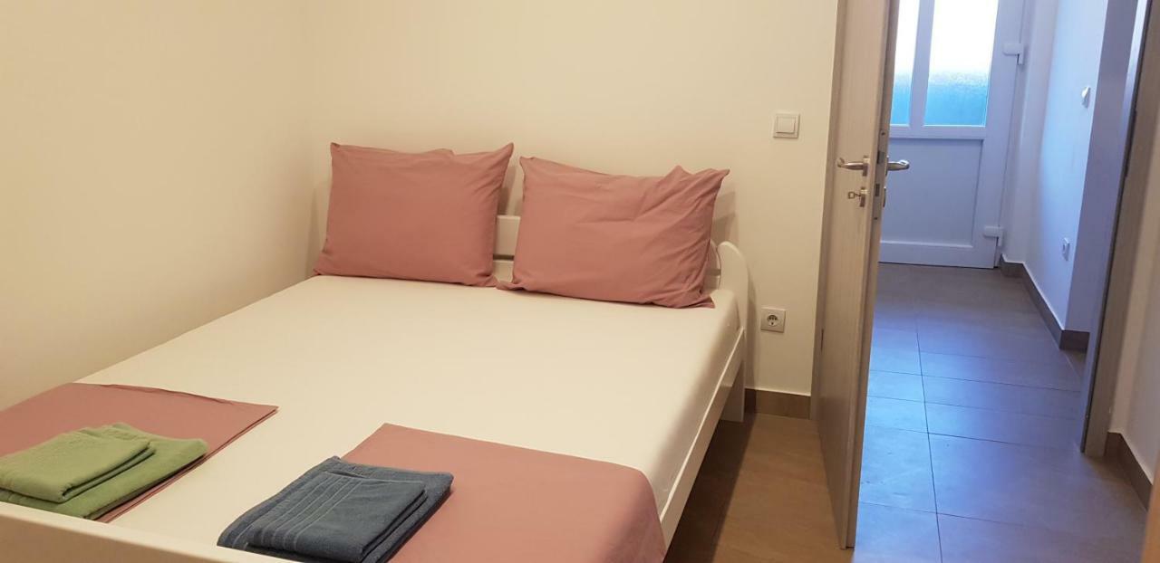 Apartmani Jozic Селине Екстер'єр фото